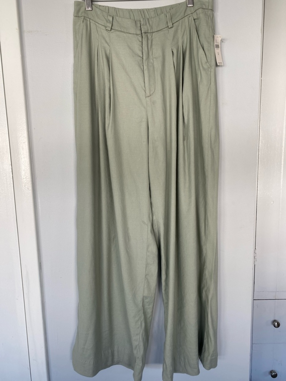 Maeve womans Wide-Leg Pleated Chinos - Sage